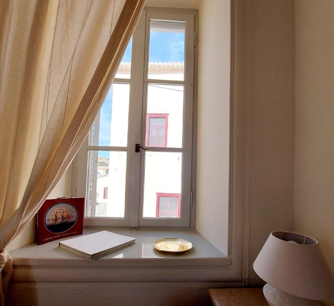 Christina'S Stone House Apartment Ídra Kültér fotó